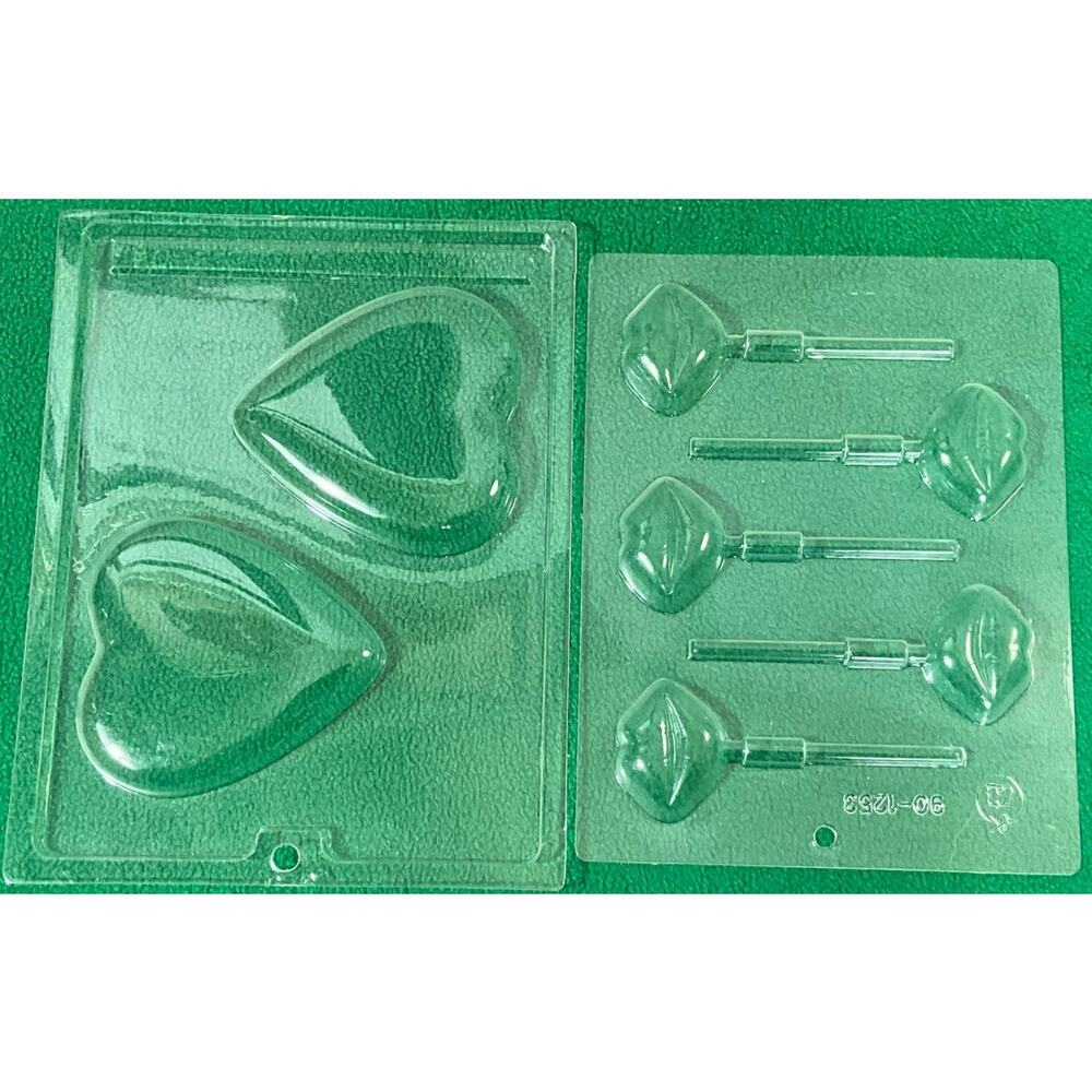 Set of 2 VALENTINES DAY Chocolate Candy Lollipop Plastic Mold Hearts